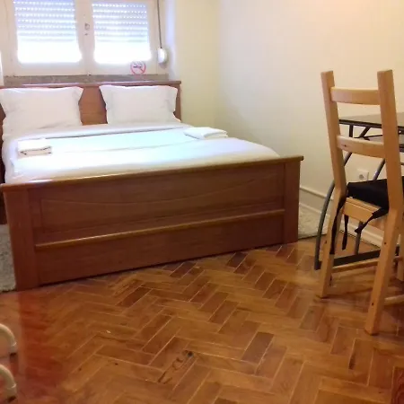 招待所 Fisher 46 2*